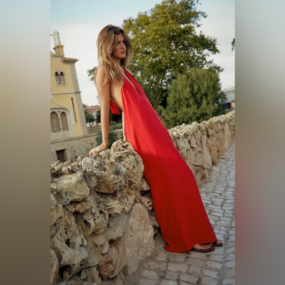 🔥🔥Zara halter dress - Picture 4 of 5
